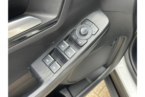 Ford Kuga 2.5 PHEV 225PK ST-LINE NORDIC AIRCO NAVI PDC-CAMERA.