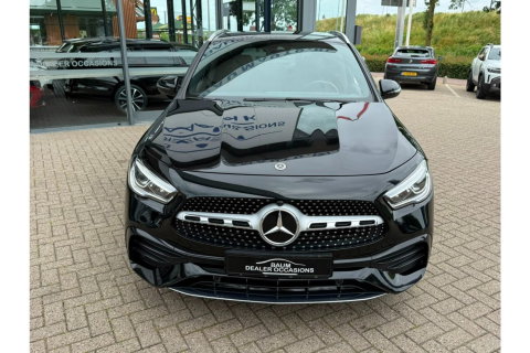 Mercedes-Benz GLA 200 AMG LINE AUTOMAAT NAVI PDC-CAMERA STOELVW.