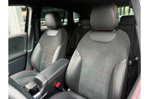 Mercedes-Benz GLA 200 AMG LINE AUTOMAAT NAVI PDC-CAMERA STOELVW.