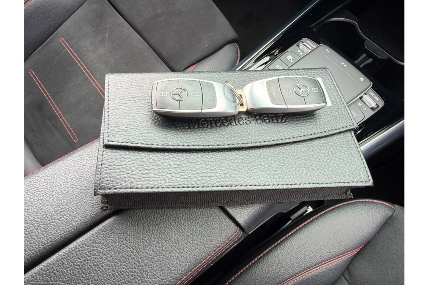 Mercedes-Benz GLA 200 AMG LINE AUTOMAAT NAVI PDC-CAMERA STOELVW.
