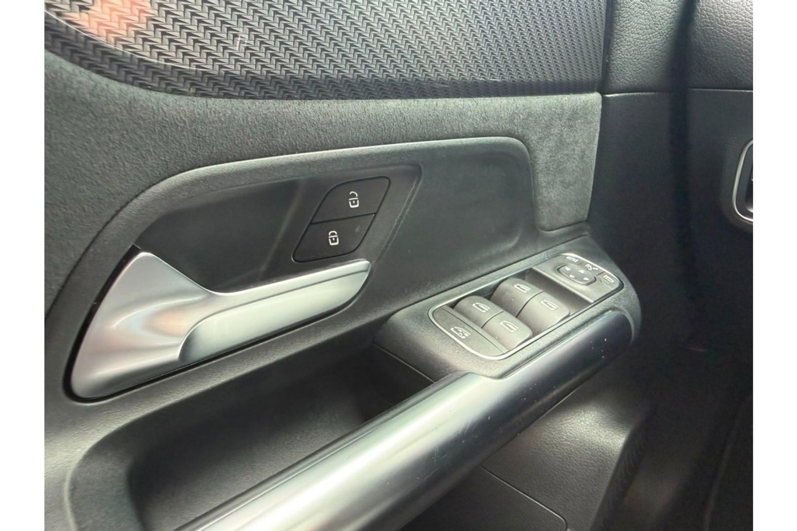 Mercedes-Benz GLA 200 AMG LINE AUTOMAAT NAVI PDC-CAMERA STOELVW.