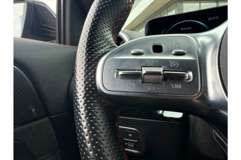 Mercedes-Benz GLA 200 AMG LINE AUTOMAAT NAVI PDC-CAMERA STOELVW.