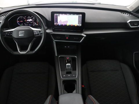 SEAT Leon Sportstourer 1.4 TSI eHybrid PHEV FR | SOH 86,9% | Carplay | Stuur/stoelverwarming | Adaptive cruise | Carplay | Camera | Park assist | Sfeerverlichting |