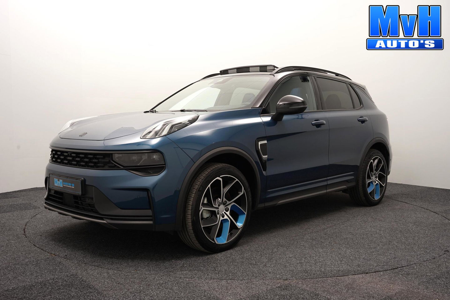 Lynk & Co 01 1.5 PHEV|ZWARTE.HEMEL|360ºCAM|PANO|262PK|SOH98%