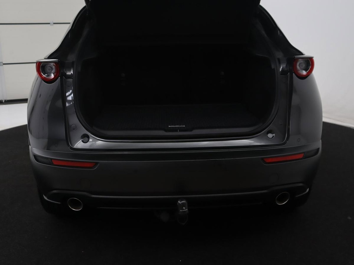 Mazda CX-30 2.0 e-SkyActiv-X M Hybrid Luxury | Trekhaak | Leder | Stuur/stoel verwarming | Adaptive cruise | Head up | 360 camera | Carplay | Climate control | BOSE sound |