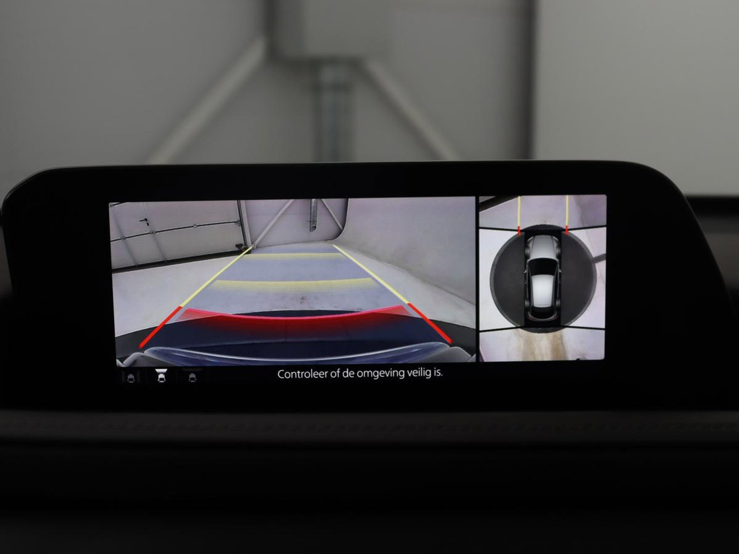Mazda CX-30 2.0 e-SkyActiv-X M Hybrid Luxury | Trekhaak | Leder | Stuur/stoel verwarming | Adaptive cruise | Head up | 360 camera | Carplay | Climate control | BOSE sound |