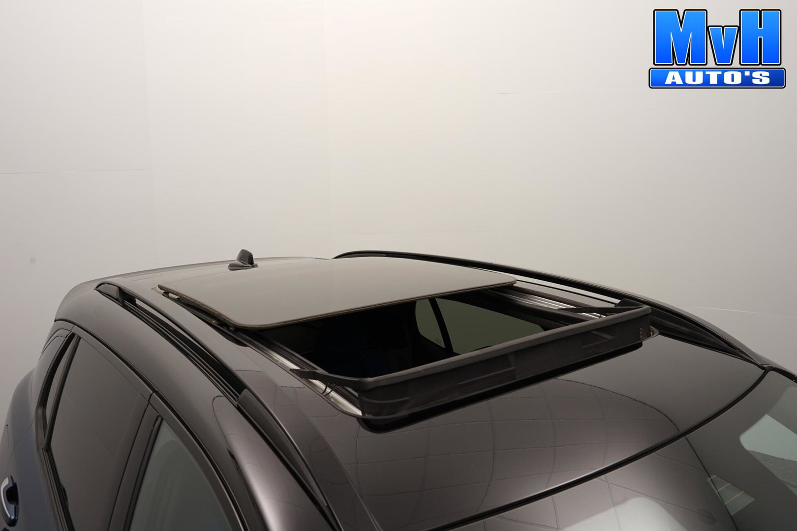 Lynk & Co 01 1.5 PHEV|ZWARTE.HEMEL|BLACK EDITION|360º|SOH98%