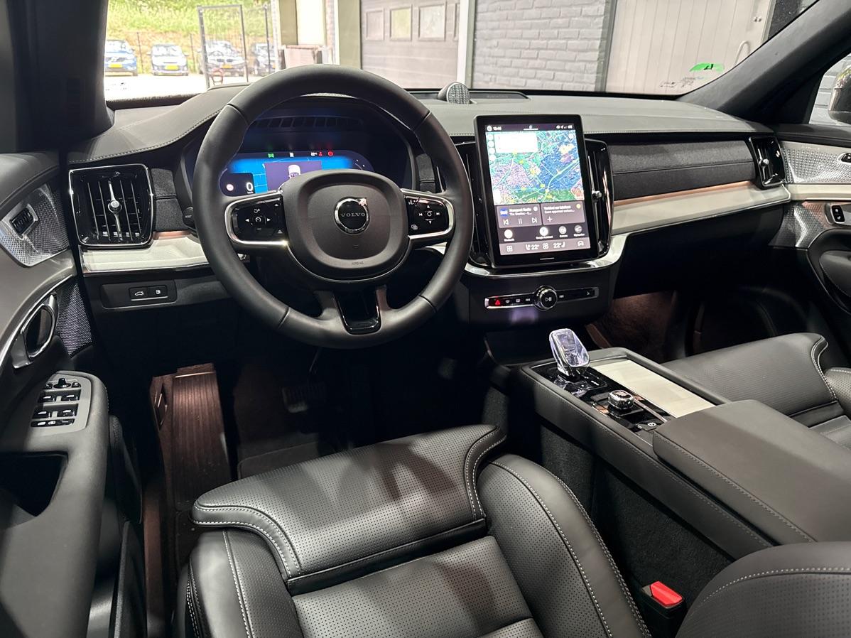 Volvo XC90 T8 Ultra Black Edition | Bowers&Wilkins | Luchtvering | Panoramadak | Trekhaak | 360° Camera | Massage | Stoelventilatie