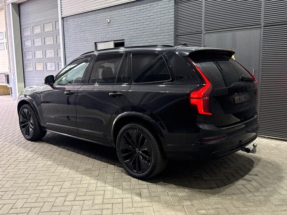 Volvo XC90 T8 Ultra Black Edition | Bowers&Wilkins | Luchtvering | Panoramadak | Trekhaak | 360° Camera | Massage | Stoelventilatie | 21 Inch