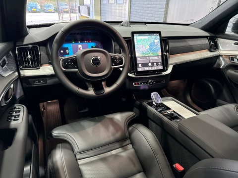 Volvo XC90 T8 Ultra Black Edition | Bowers&Wilkins | Luchtvering | Panoramadak | Trekhaak | 360° Camera | Massage | Stoelventilatie | 22 Inch