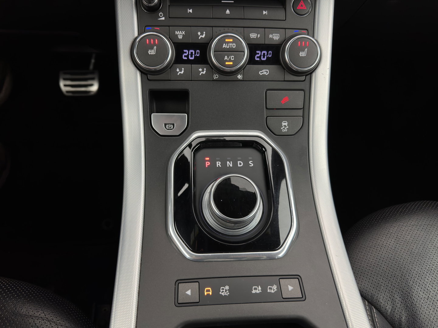 Land Rover Range Rover Evoque Coupe 2.2 SD4 4WD Dynamic Aut. *LEATHER | XENON | MERIDIAN-SOUND | MEMORY-PACK | HEATED-COMFORTSEATS | NAVI-FULLMAP | ECC | PDC | CRUISE | 19''ALU*