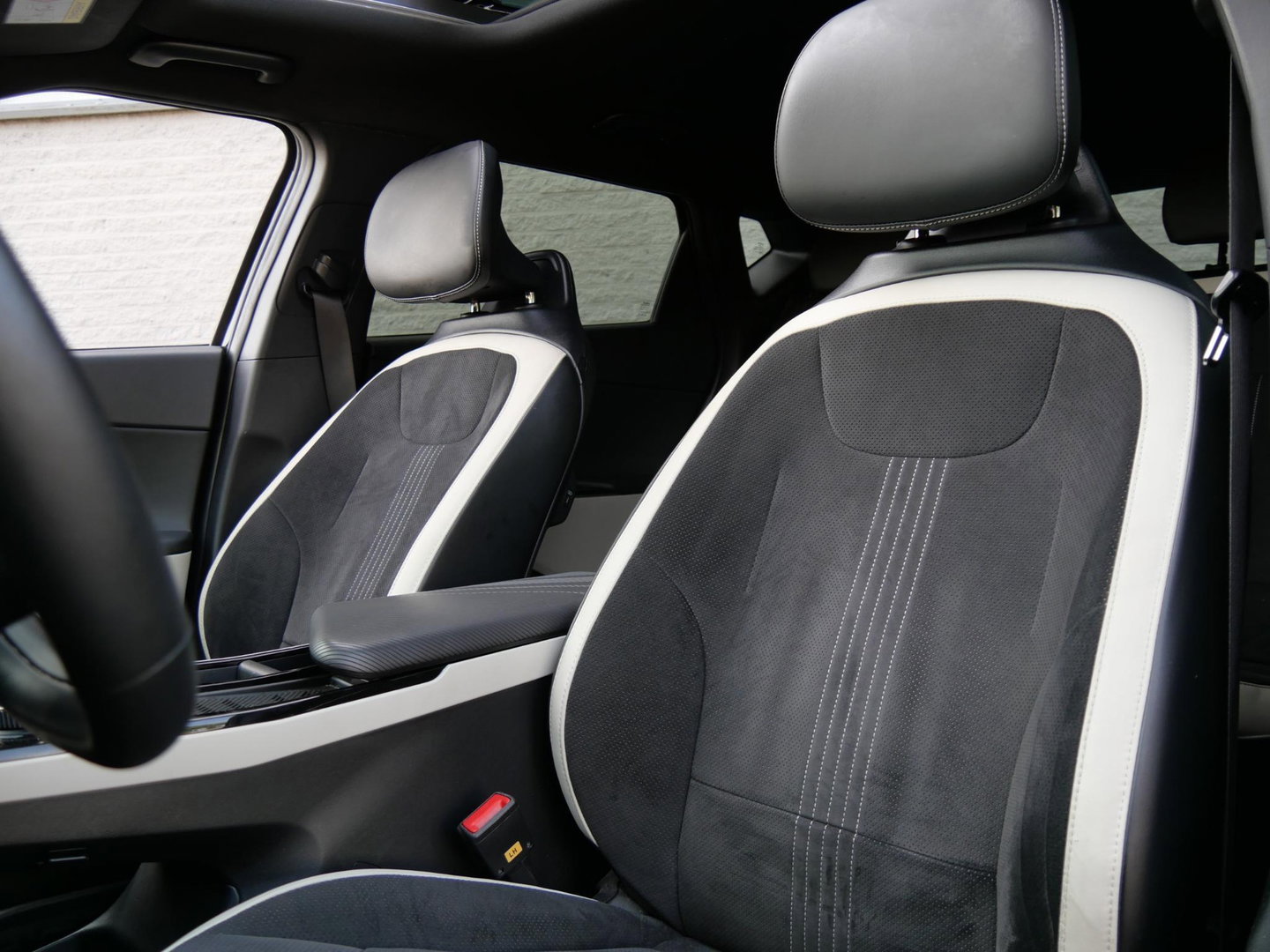 Kia Ev6 77kWh GT-LINE/ SCHUIFDAK/ 360° CAMERA/ HEAD-UP/ NL-AUTO 1STE EIGENAAR