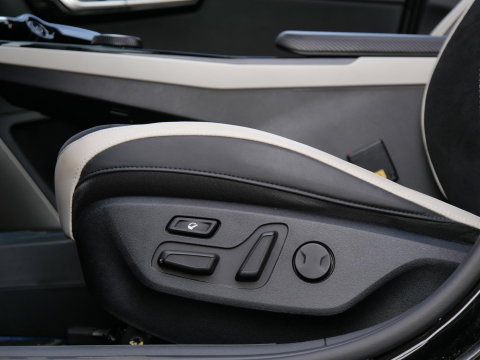 Kia Ev6 77kWh GT-LINE/ SCHUIFDAK/ 360° CAMERA/ HEAD-UP/ NL-AUTO 1STE EIGENAAR