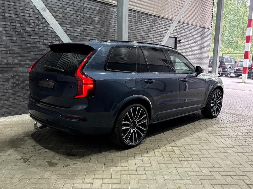 Volvo XC90 T8 Ultra Black Edition | Bowers&Wilkins | Luchtvering | Panoramadak | Trekhaak | 360° Camera | Massage | Stoelventilatie | 22 Inch