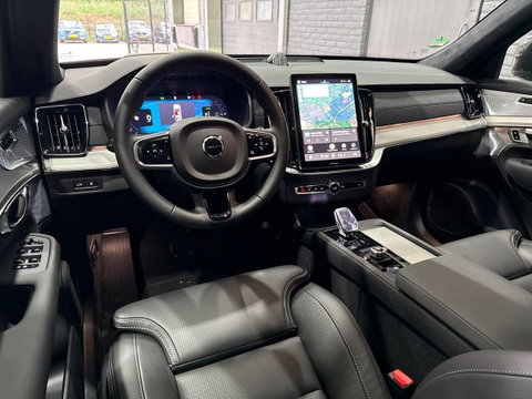 Volvo XC90 T8 Ultra Black Edition | Bowers&Wilkins | Luchtvering | Panoramadak | Trekhaak | 360° Camera | Massage | Stoelventilatie | 22 Inch