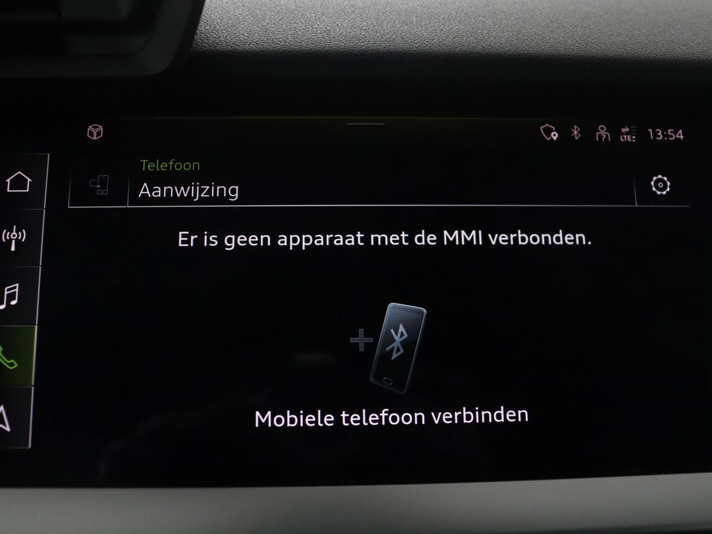 Audi A3 Sportback 35 TFSI Business edition | Cruise control | Climate control | Navigatie | Carplay | Park assist | Virtueel dashboard | Full LED | 18" velgen