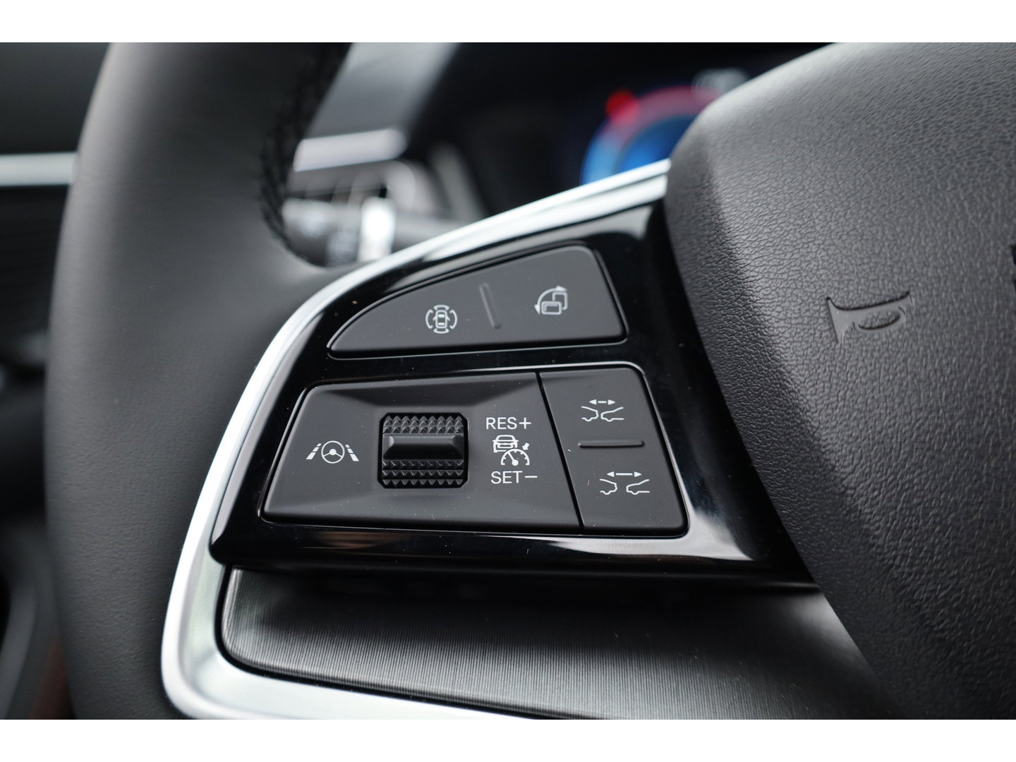 BYD SEAL U 1.5 DM-i FWD Comfort (WLTP-125km!) | VERWACHT | 26.6 kWh | Pano | HUD | Infinity | 360*+PDC | Adapt. Cruise | Memory+Leder | Keyless | Dodehoek | Elek. Klep