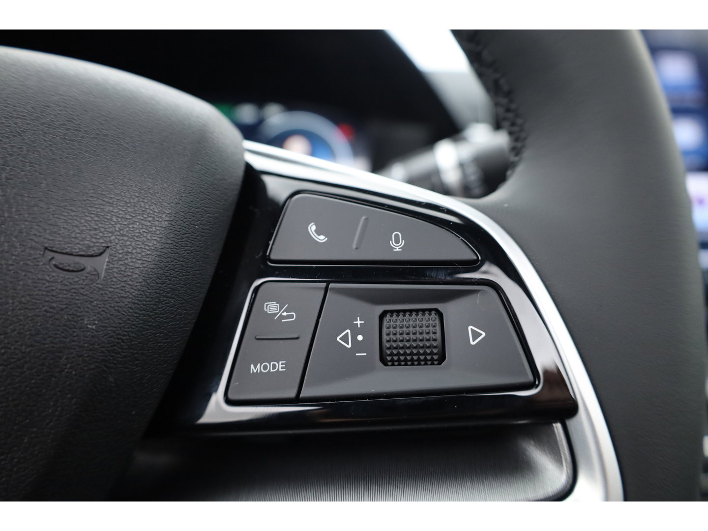 BYD SEAL U 1.5 DM-i FWD Comfort (WLTP-125km!) | VERWACHT | 26.6 kWh | Pano | HUD | Infinity | 360*+PDC | Adapt. Cruise | Memory+Leder | Keyless | Dodehoek | Elek. Klep