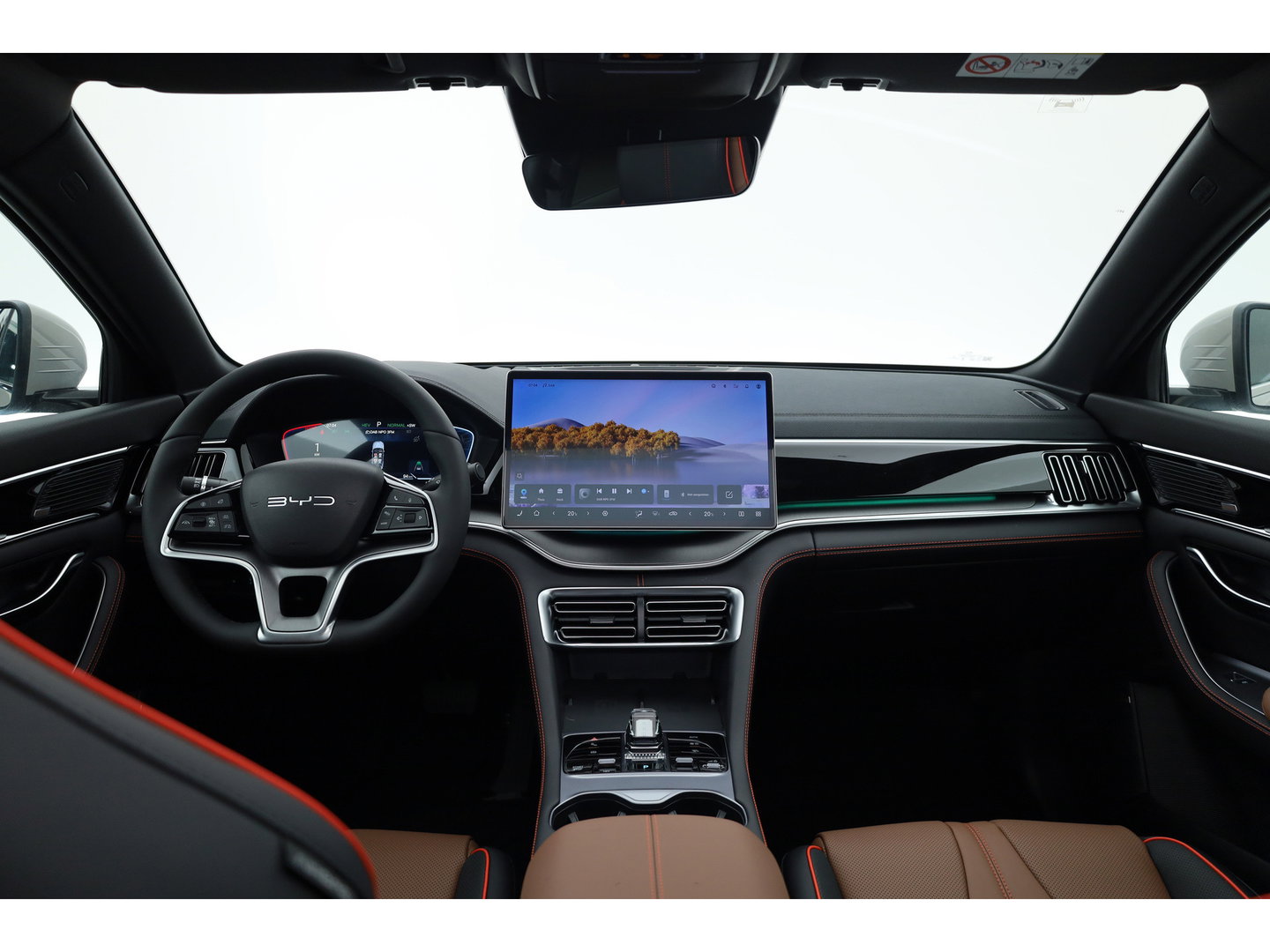 BYD SEAL U 1.5 DM-i FWD Comfort (WLTP-125km!) | VERWACHT | 26.6 kWh | Pano | HUD | Infinity | 360*+PDC | Adapt. Cruise | Memory+Leder | Keyless | Dodehoek | Elek. Klep