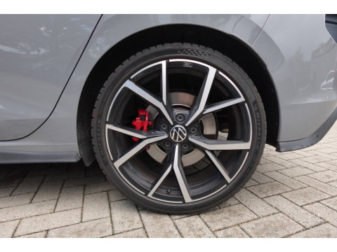 Volkswagen Golf 2.0 TSI GTI CLUBSPORT PANO CAM
