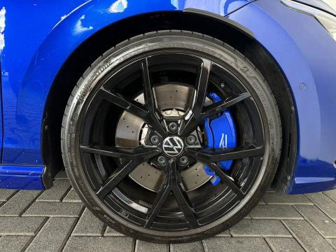 Volkswagen Golf 2.0 TSI R 4Motion Pano|H/K|HuD|Akra|Sfeer|Camera