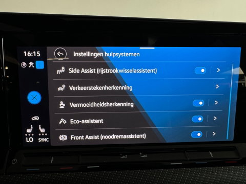 Volkswagen Golf 2.0 TSI R 4Motion Pano|H/K|HuD|Akra|Sfeer|Camera