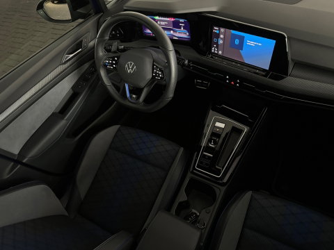 Volkswagen Golf 2.0 TSI R 4Motion Pano|H/K|HuD|Akra|Sfeer|Camera
