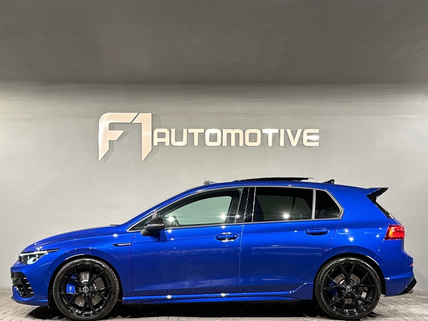 Volkswagen Golf 2.0 TSI R 4Motion Pano|H/K|HuD|Akra|Sfeer|Camera