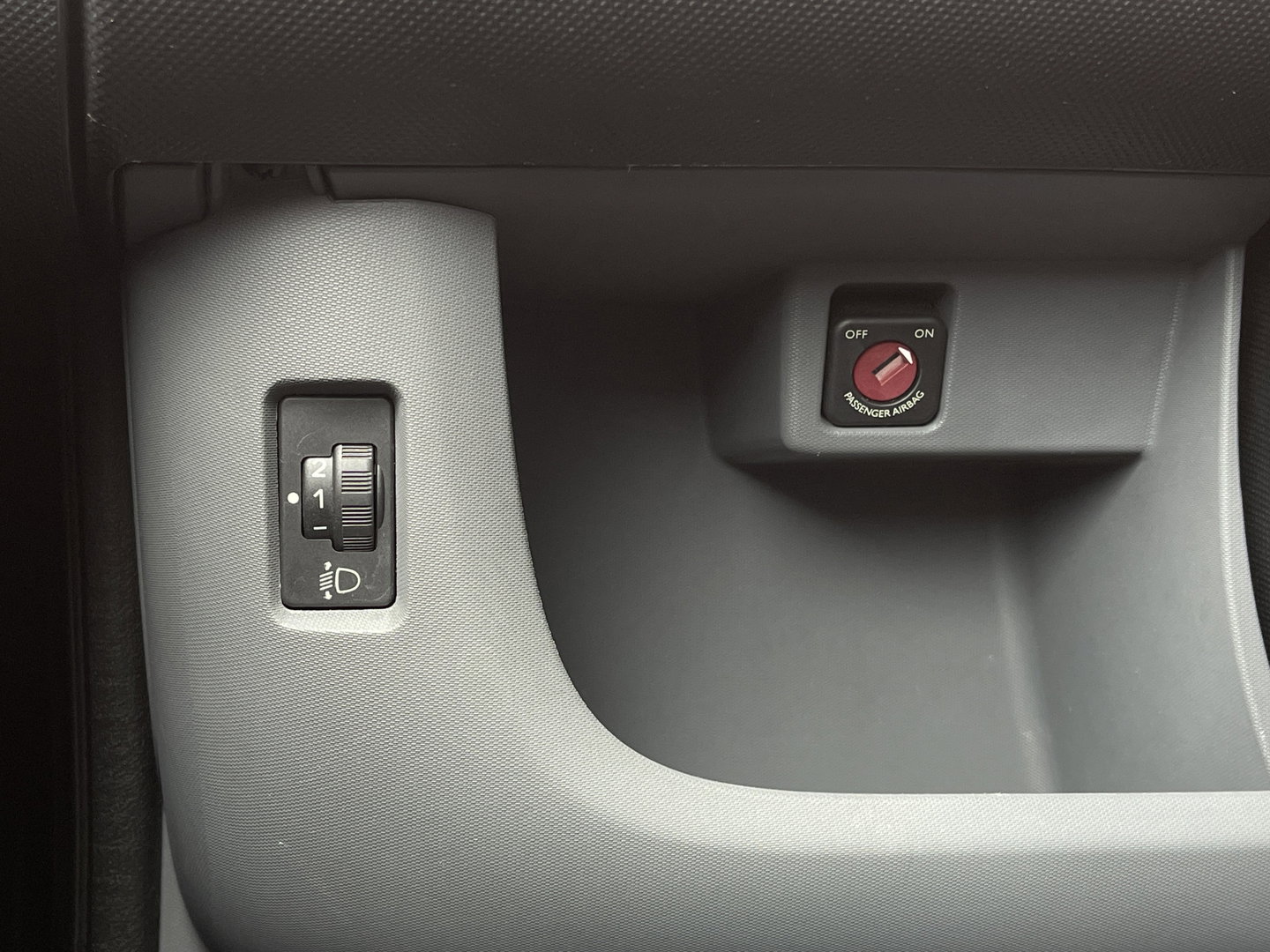 Toyota Aygo 1.0-12V Now | Airconditioning | Elektrische Ramen | Reservewiel | Radio |