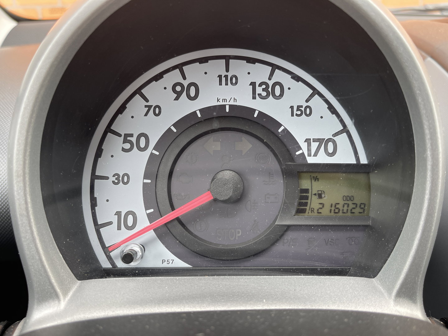 Toyota Aygo 1.0-12V Now | Airconditioning | Elektrische Ramen | Reservewiel | Radio |
