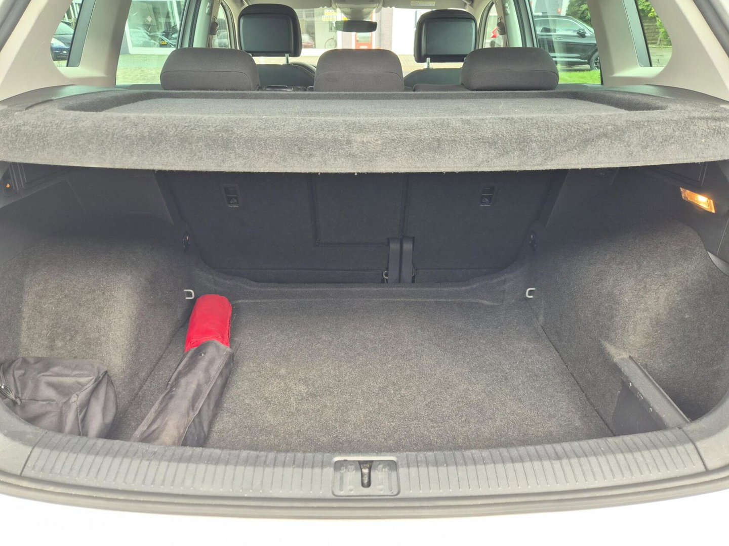 Volkswagen Tiguan 1.4 TSI R-Line, Trekhaak, Perfect onderhouden!