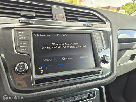 Volkswagen Tiguan 1.4 TSI R-Line, Trekhaak, Perfect onderhouden!