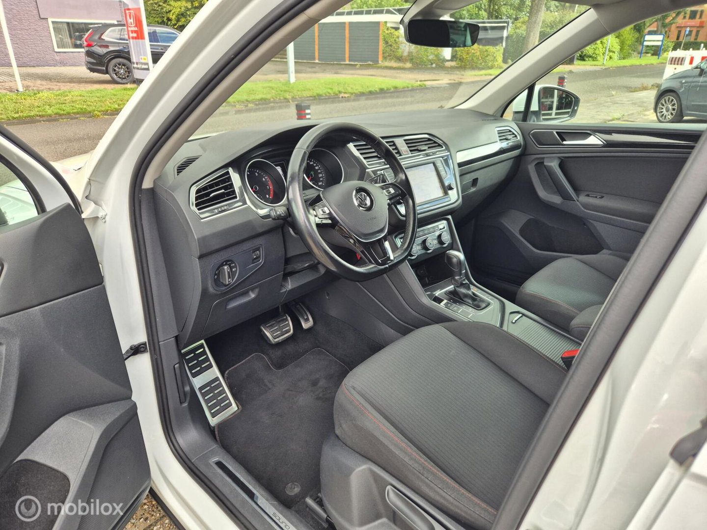 Volkswagen Tiguan 1.4 TSI R-Line, Trekhaak, Perfect onderhouden!
