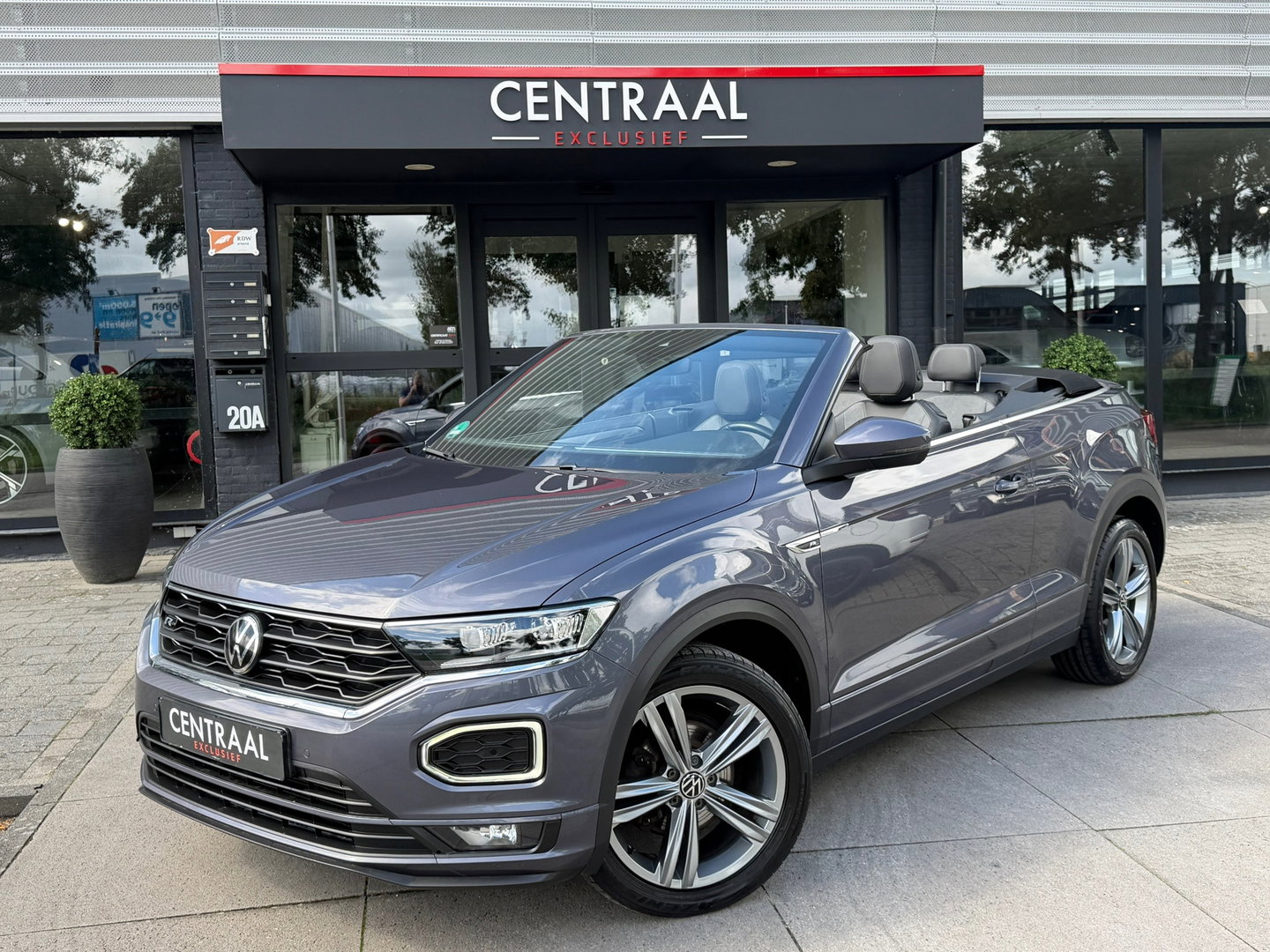 Volkswagen T-Roc Cabrio 1.5 TSI R-Line ACC|Carplay|DSG|150PK|Virtual-Cockpit