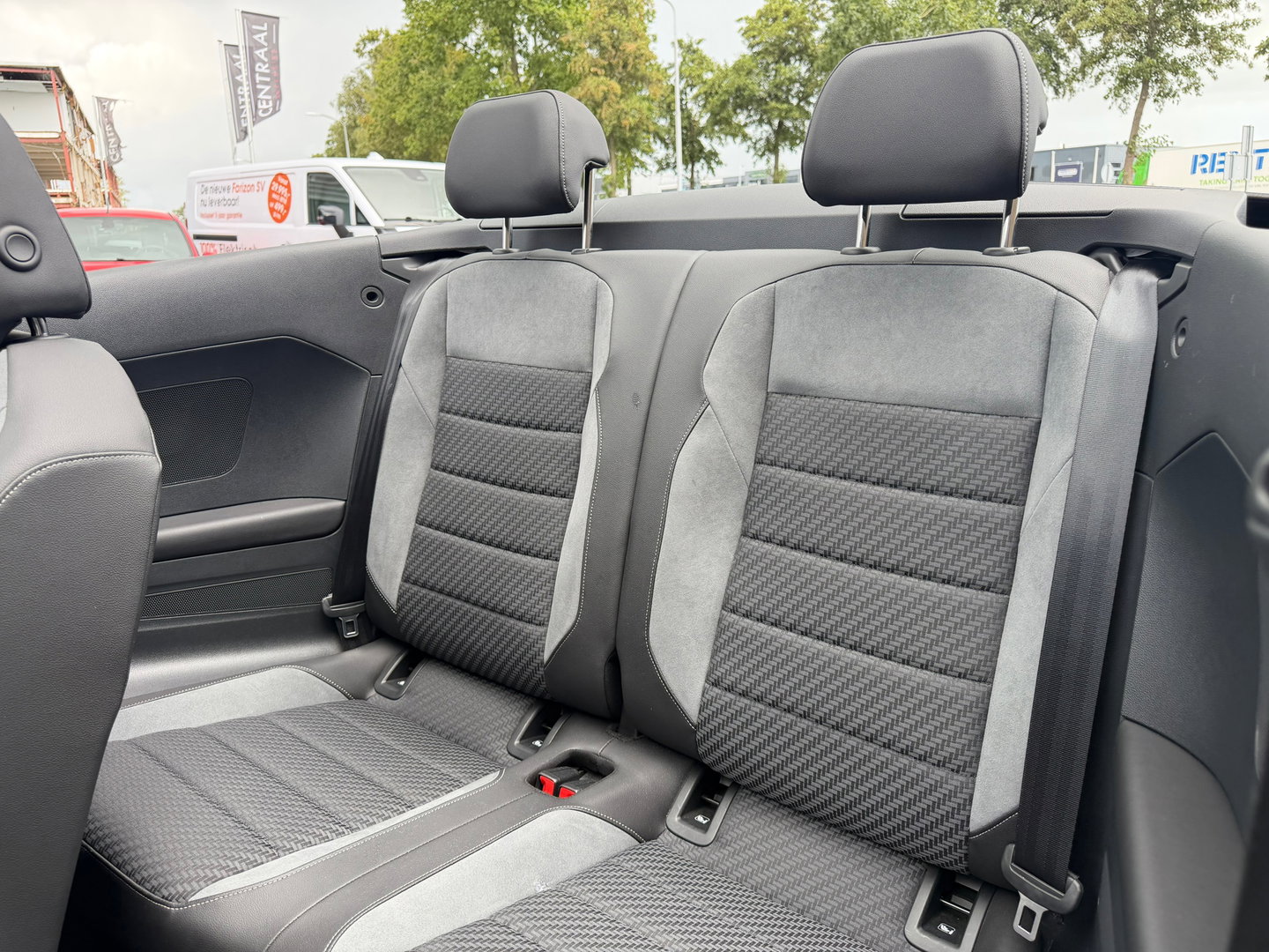 Volkswagen T-Roc Cabrio 1.5 TSI R-Line ACC|Carplay|DSG|150PK|Virtual-Cockpit