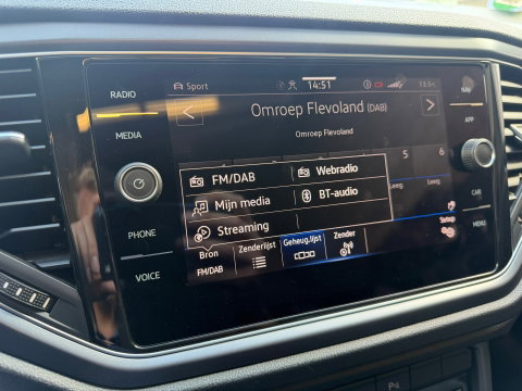 Volkswagen T-Roc Cabrio 1.5 TSI R-Line ACC|Carplay|DSG|150PK|Virtual-Cockpit