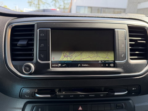 Peugeot Expert 2.0 BlueHDI 177pk automaat S&S L3H1 DC 5 persoons / vaste prijs rijklaar € 27.950 ex btw / lease vanaf € 456 / dubbele schuifdeur / euro 6 / bpm vrij / airco / cruise / navi / trekhaak !
