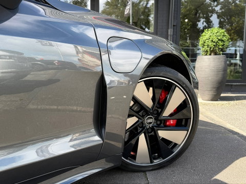 Audi e-tron GT GT 93 kWh NL-Auto|Luchtvering|Memory|476PK|Carplay|ACC|Matrix|Camera