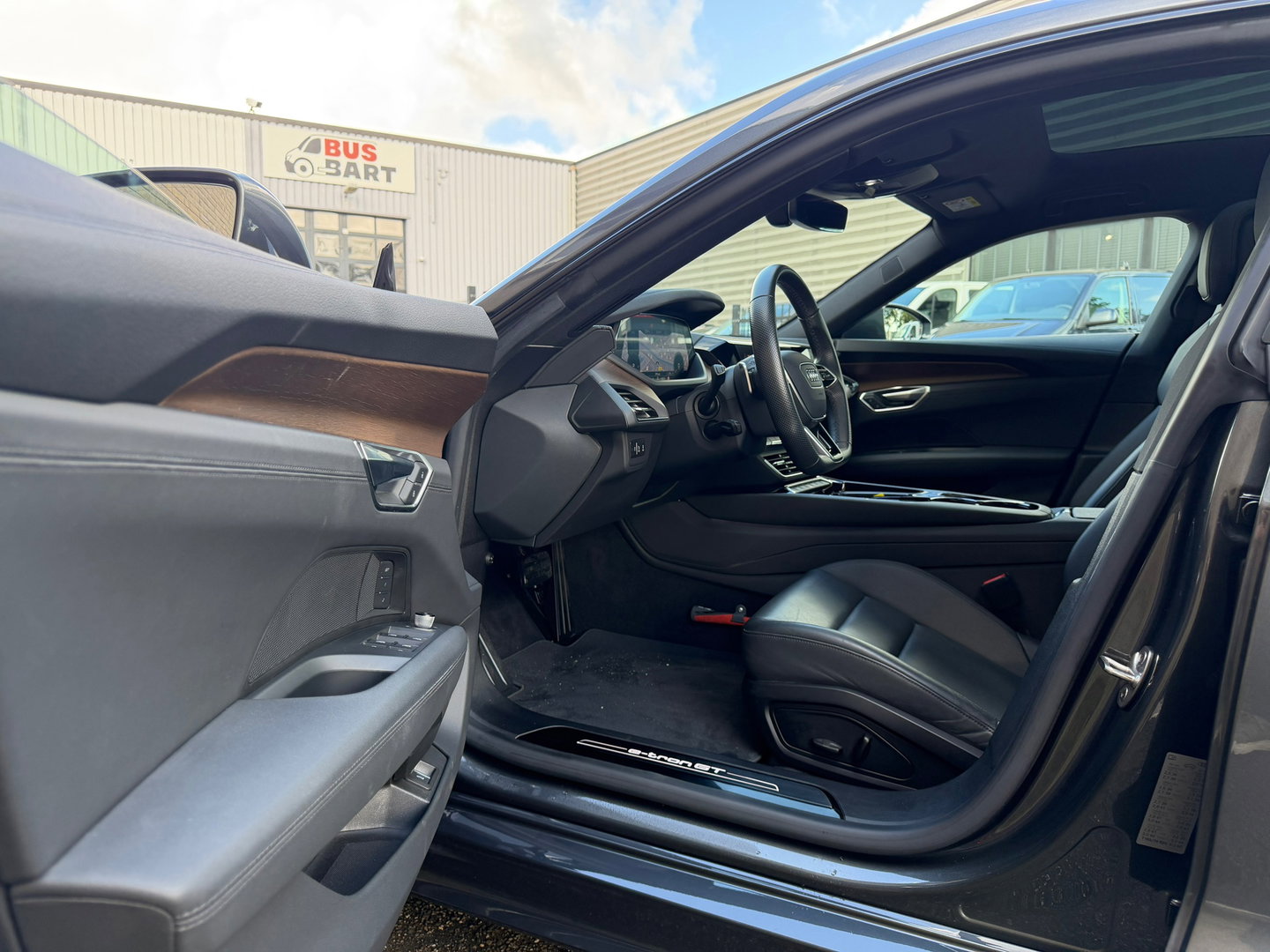 Audi e-tron GT GT 93 kWh NL-Auto|Luchtvering|Memory|476PK|Carplay|ACC|Matrix|Camera