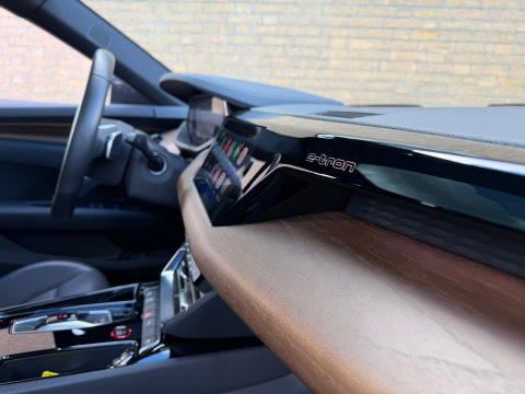 Audi e-tron GT GT 93 kWh NL-Auto|Luchtvering|Memory|476PK|Carplay|ACC|Matrix|Camera