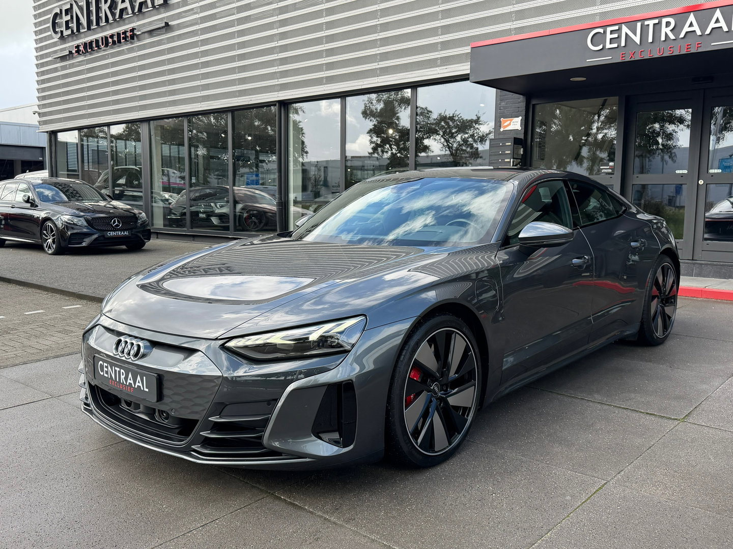 Audi e-tron GT GT 93 kWh NL-Auto|Luchtvering|Memory|476PK|Carplay|ACC|Matrix|Camera