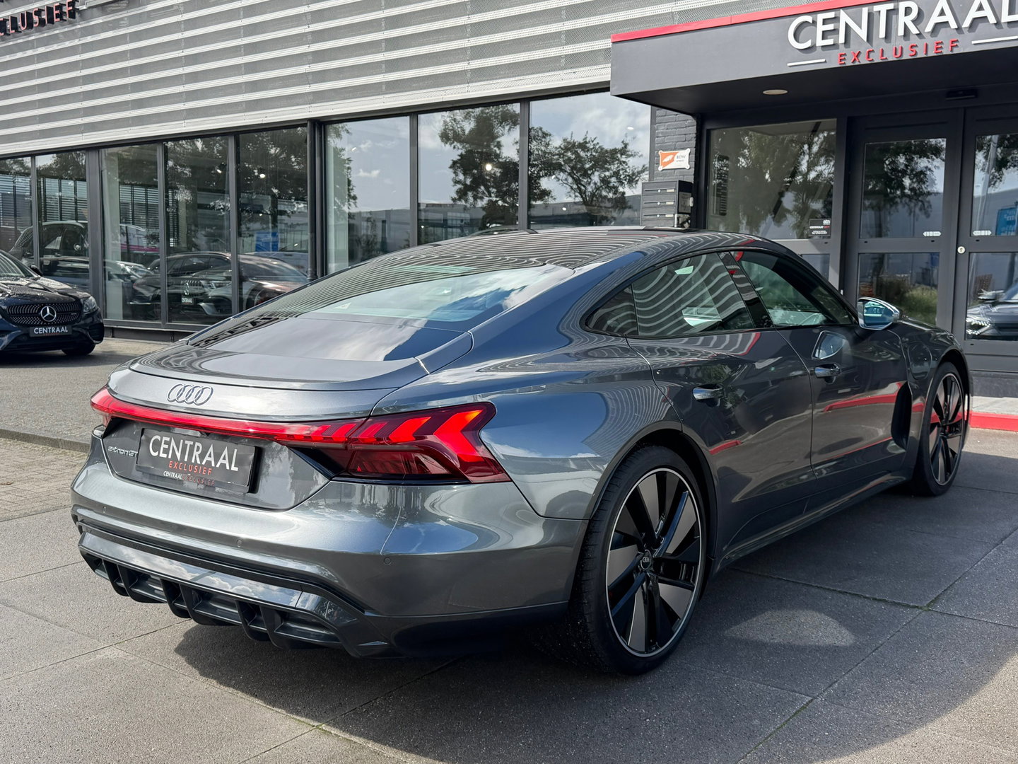 Audi e-tron GT GT 93 kWh NL-Auto|Luchtvering|Memory|476PK|Carplay|ACC|Matrix|Camera