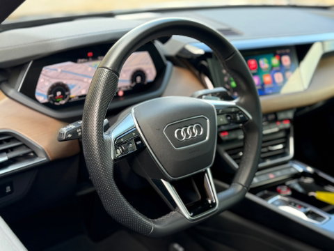 Audi e-tron GT GT 93 kWh NL-Auto|Luchtvering|Memory|476PK|Carplay|ACC|Matrix|Camera