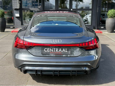 Audi e-tron GT GT 93 kWh NL-Auto|Luchtvering|Memory|476PK|Carplay|ACC|Matrix|Camera