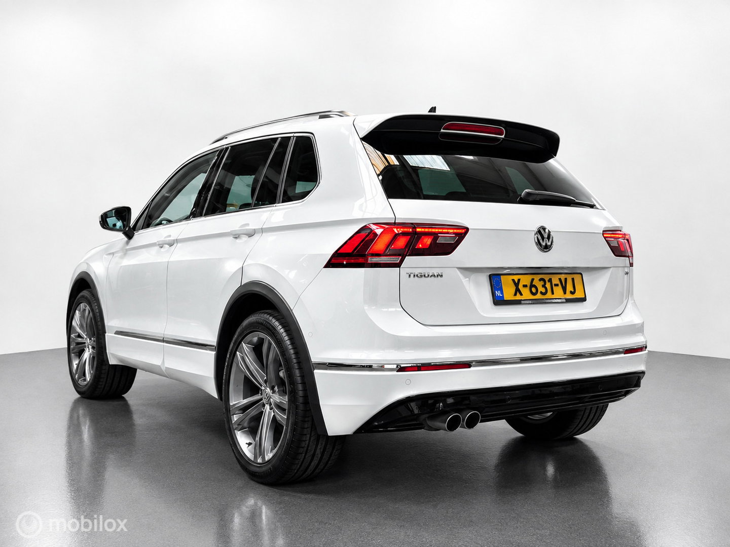 Volkswagen Tiguan 1.4 TSI R-Line, Trekhaak, Perfect onderhouden!