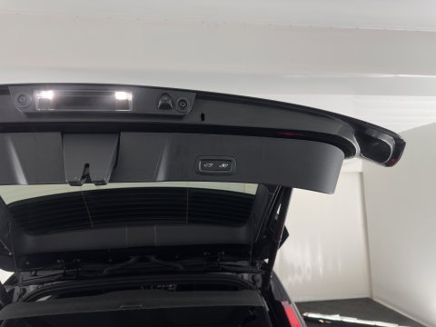 Volvo XC40 Recharge Pro [3-Fase-11kW] {SoH-94%} (INCL.BTW) Aut. *PANO | MEMORY-PACK | HARMAN/KARDON | ADAPTIVE-CRUISE | DIGI-COCKPIT | BLIND-SPOT | NAVI-FULLMAP | CAMERA | ECC | PDC | KEYLESS | HEATED-SPORTSEATS | 20''ALU*