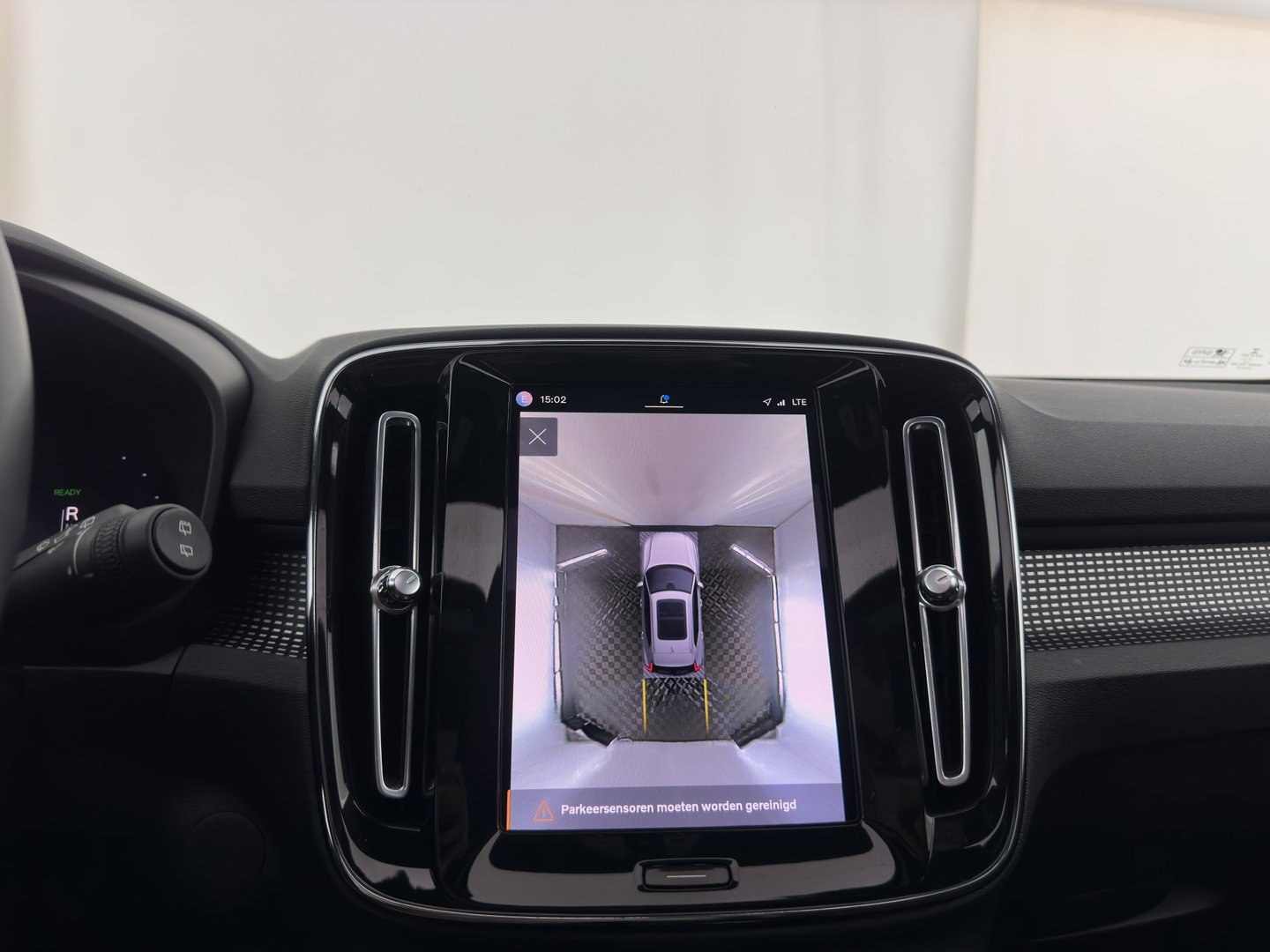 Volvo XC40 Recharge Pro [3-Fase-11kW] {SoH-94%} (INCL.BTW) Aut. *PANO | MEMORY-PACK | HARMAN/KARDON | ADAPTIVE-CRUISE | DIGI-COCKPIT | BLIND-SPOT | NAVI-FULLMAP | CAMERA | ECC | PDC | KEYLESS | HEATED-SPORTSEATS | 20''ALU*