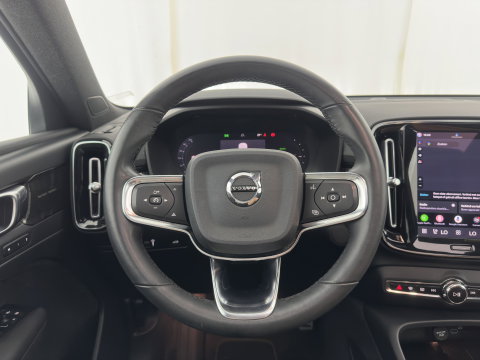 Volvo XC40 Recharge Pro [3-Fase-11kW] {SoH-94%} (INCL.BTW) Aut. *PANO | MEMORY-PACK | HARMAN/KARDON | ADAPTIVE-CRUISE | DIGI-COCKPIT | BLIND-SPOT | NAVI-FULLMAP | CAMERA | ECC | PDC | KEYLESS | HEATED-SPORTSEATS | 20''ALU*
