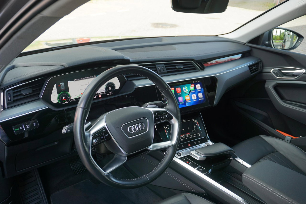 Audi e-tron