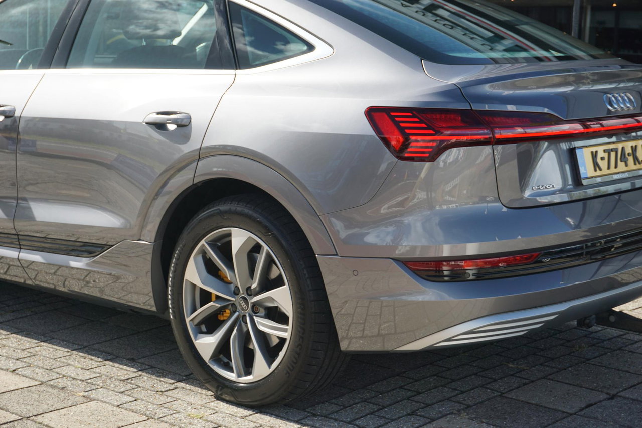Audi e-tron
